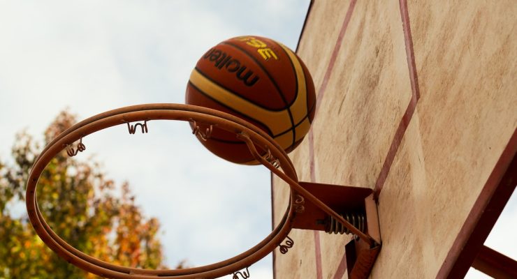 Zdjęcie piłki koszykowej