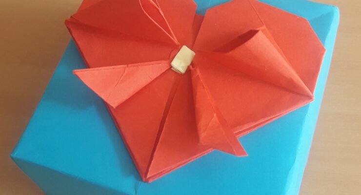 Opakowanie z sercem z origami